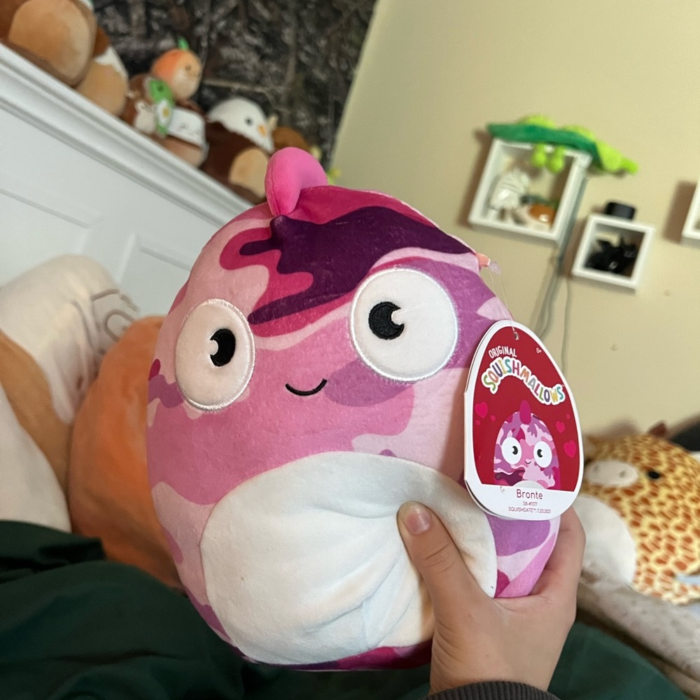 Squishmallow Bronte Chameleon 8” Stuffed Plush